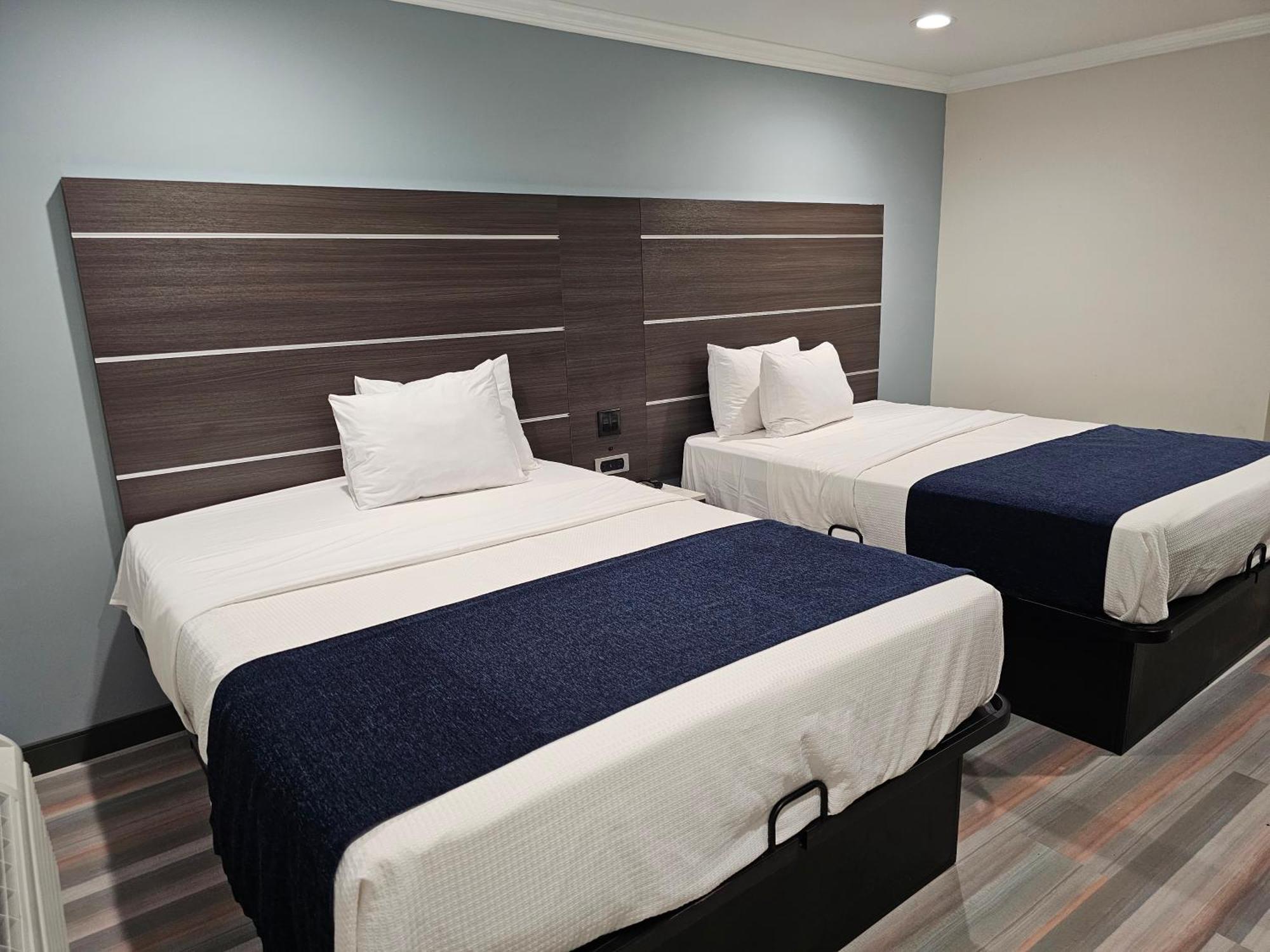 ทราเวลลอดจ์ ฟูลเลอร์ตัน เนียร์ แอนาไฮม์ Hotel ฟุลเลอร์ตัน ภายนอก รูปภาพ